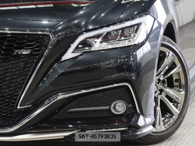 Toyota CROWN SEDAN 2022-04 7357273-15