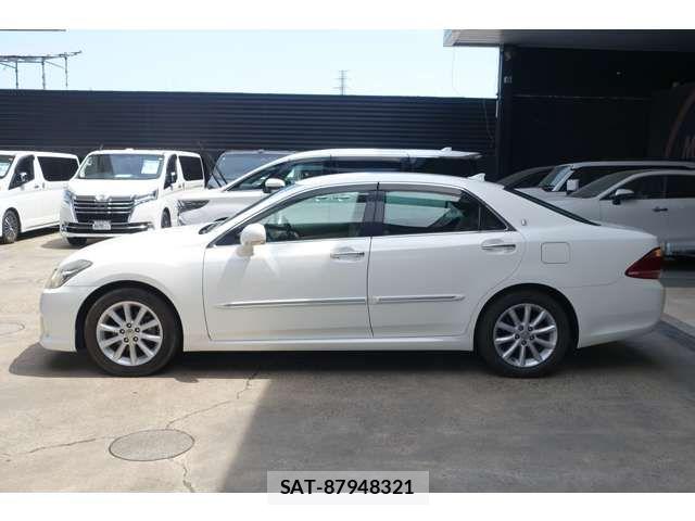 Toyota CROWN SEDAN 2010-03 7357277-5