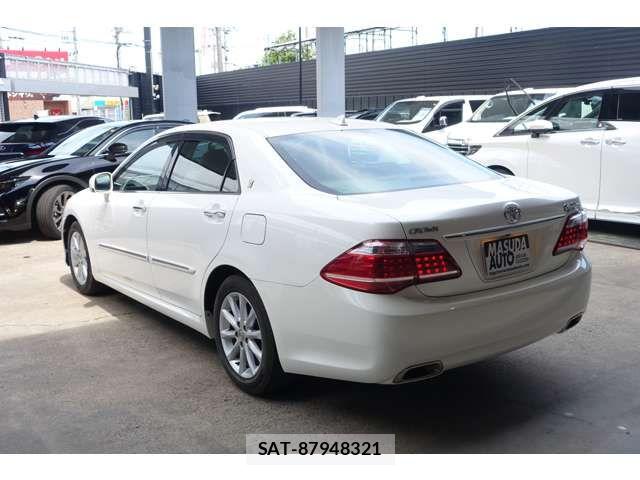 Toyota CROWN SEDAN 2010-03 7357277-6