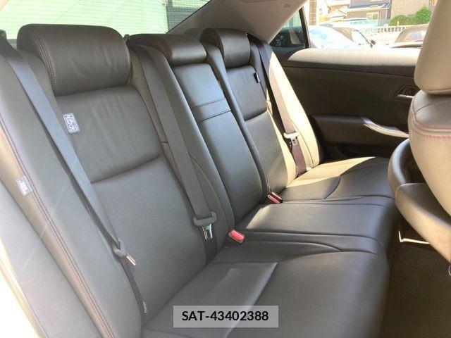 Toyota CROWN SEDAN 2011-10 7357278-9