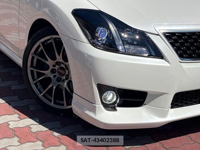 Toyota CROWN SEDAN 2011-10 7357278-12