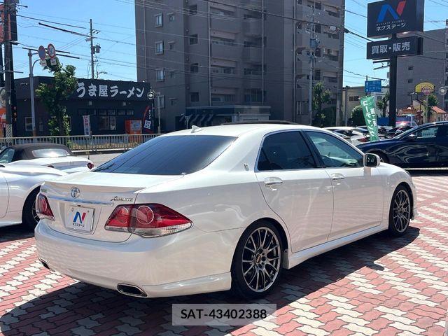 Toyota CROWN SEDAN 2011-10 7357278-16