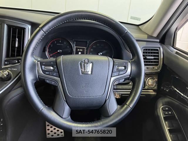 Toyota CROWN SEDAN 2016-02 7391716-15