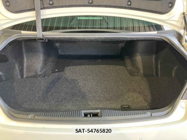 Toyota CROWN SEDAN 2016-02 7391716-21