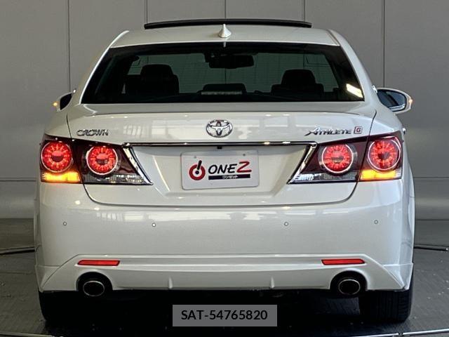 Toyota CROWN SEDAN 2016-02 7391716-28