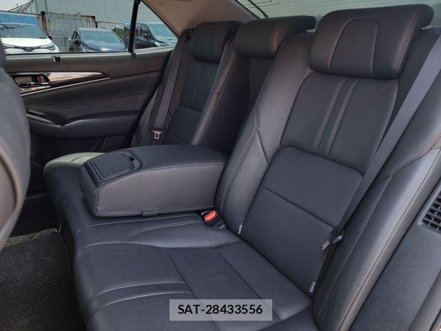 Toyota CROWN SEDAN 2014-05 7391721-24