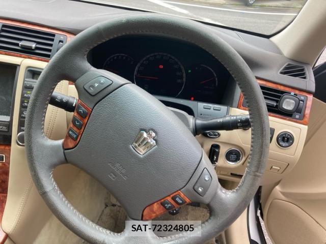 Toyota CROWN SEDAN 2004-02 7391297-12