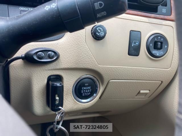 Toyota CROWN SEDAN 2004-02 7391297-15