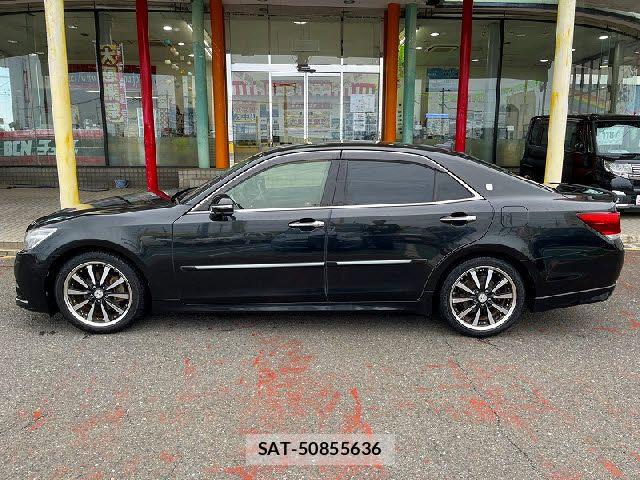 Toyota CROWN SEDAN 2013-10 7453650-13