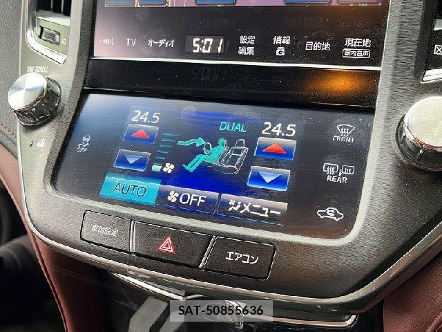 Toyota CROWN SEDAN 2013-10 7453650-17