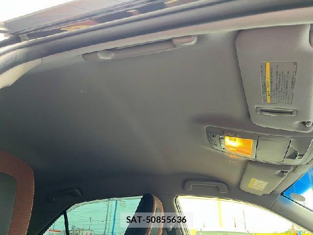 Toyota CROWN SEDAN 2013-10 7453650-23