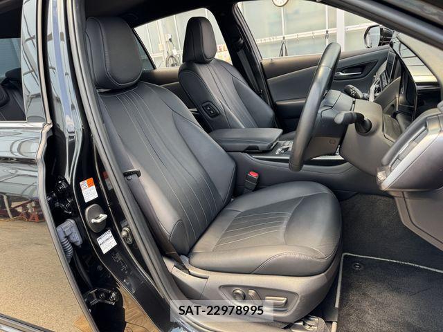 Toyota CROWN SEDAN 2022-01 7453648-13