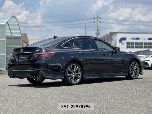 Toyota CROWN SEDAN 2022-01 7453648-22