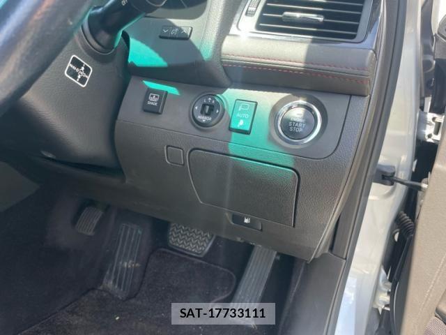 Toyota CROWN SEDAN 2011-08 7453656-10
