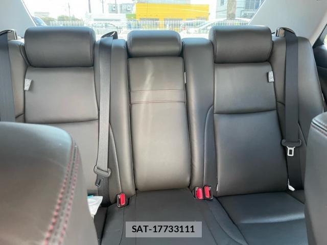 Toyota CROWN SEDAN 2011-08 7453656-15