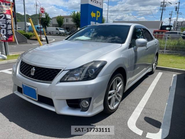 Toyota CROWN SEDAN 2011-08 7453656-1