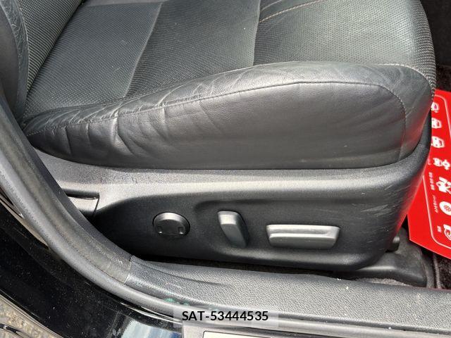 Toyota CROWN SEDAN 2013-08 7453652-11