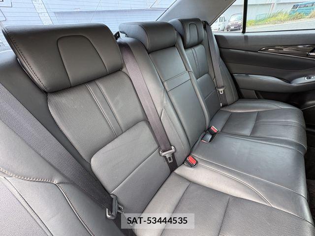 Toyota CROWN SEDAN 2013-08 7453652-8