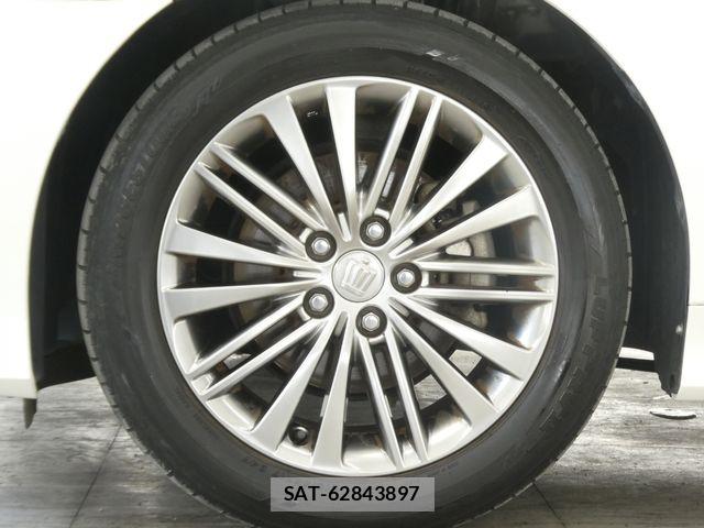 Toyota CROWN SEDAN 2016-06 7508426-13