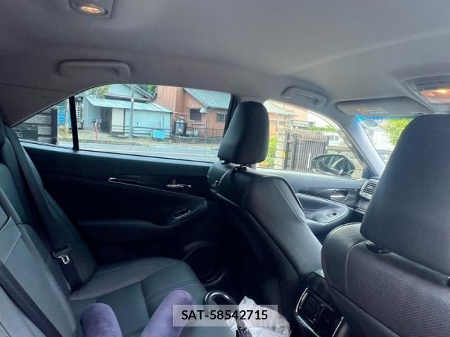 Toyota CROWN SEDAN 2015-08 7508413-10