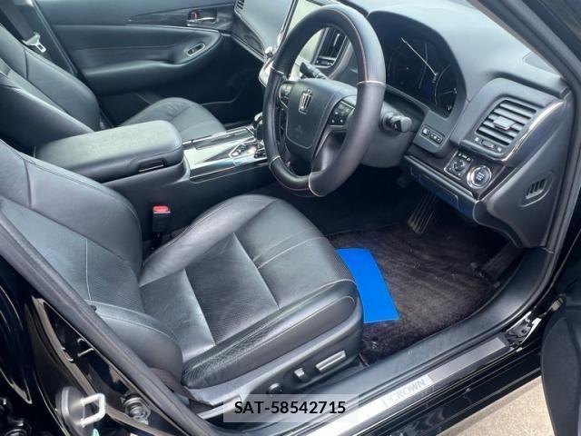 Toyota CROWN SEDAN 2015-08 7508413-11
