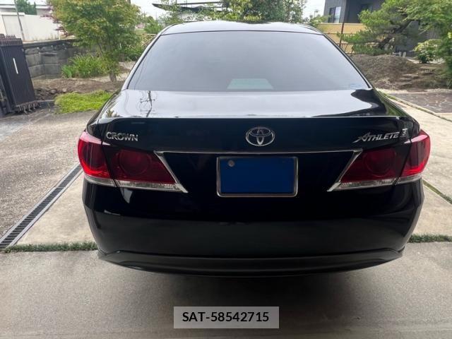 Toyota CROWN SEDAN 2015-08 7508413-2