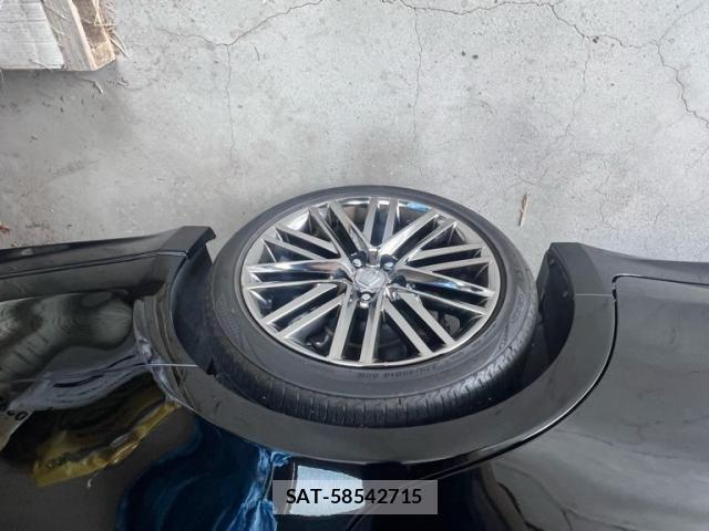 Toyota CROWN SEDAN 2015-08 7508413-3