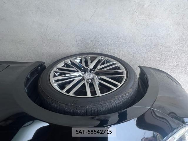 Toyota CROWN SEDAN 2015-08 7508413-4