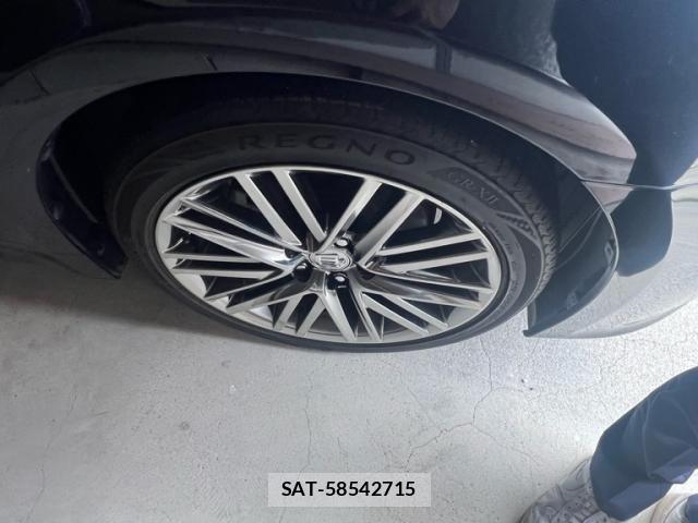 Toyota CROWN SEDAN 2015-08 7508413-6