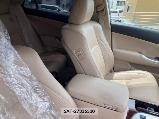 Toyota CROWN SEDAN 2011-12 7500040-10