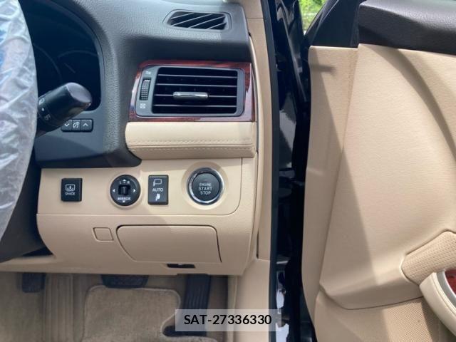 Toyota CROWN SEDAN 2011-12 7500040-14