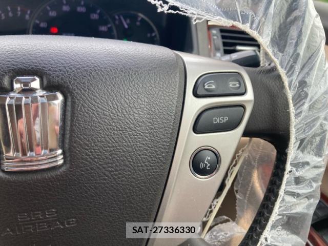 Toyota CROWN SEDAN 2011-12 7500040-17