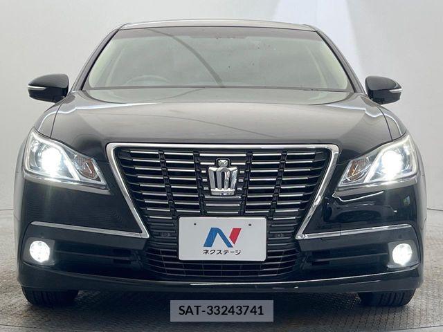 Toyota CROWN SEDAN 2014-09 7500038-13