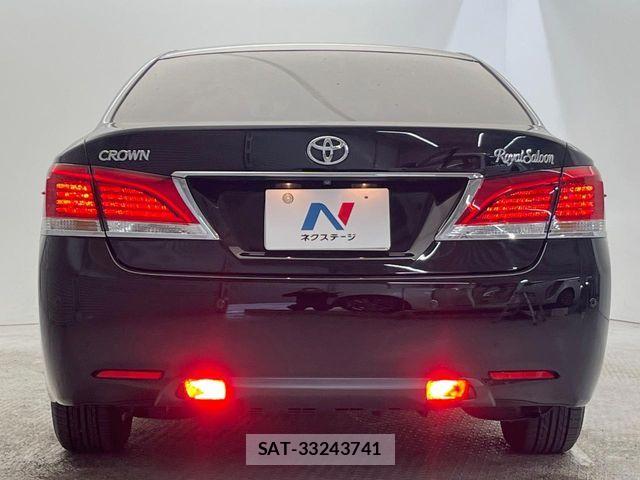 Toyota CROWN SEDAN 2014-09 7500038-14