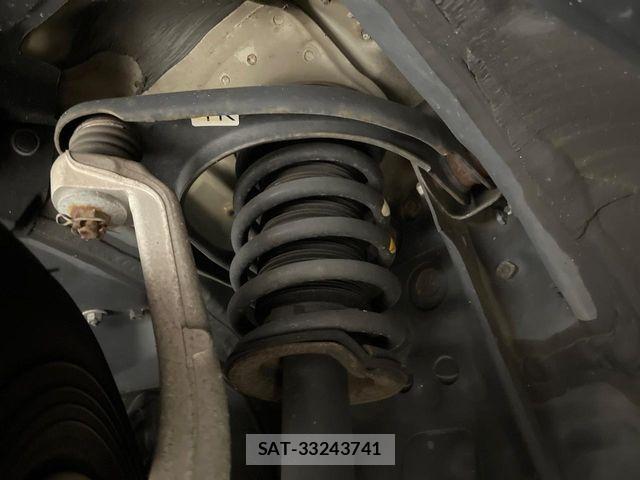 Toyota CROWN SEDAN 2014-09 7500038-16