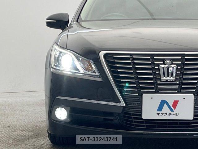 Toyota CROWN SEDAN 2014-09 7500038-19