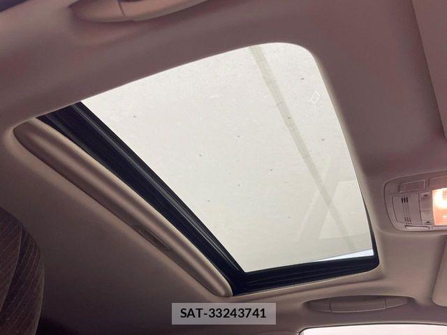Toyota CROWN SEDAN 2014-09 7500038-2