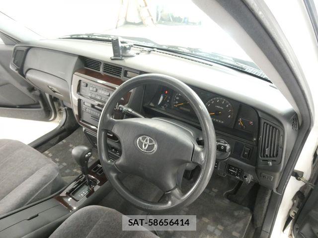 Toyota CROWN SEDAN 2007-04 7508429-21