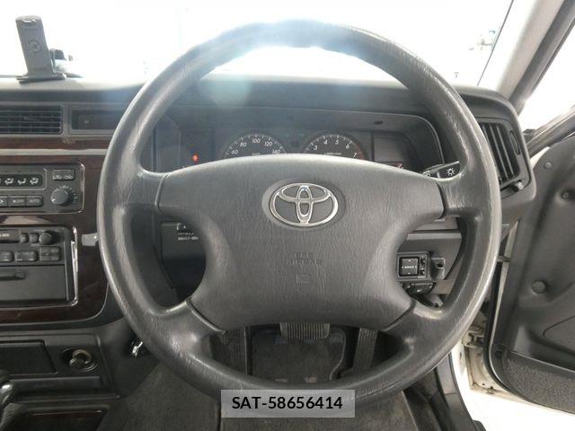Toyota CROWN SEDAN 2007-04 7508429-26