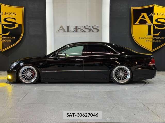 Toyota CROWN SEDAN 2004-05 7500039-9
