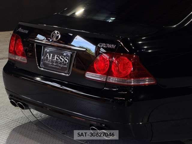 Toyota CROWN SEDAN 2004-05 7500039-6