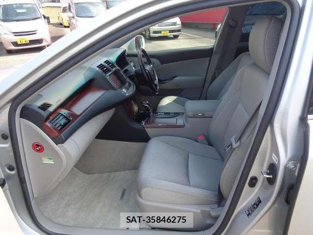 Toyota CROWN SEDAN 2009-12 7500041-11