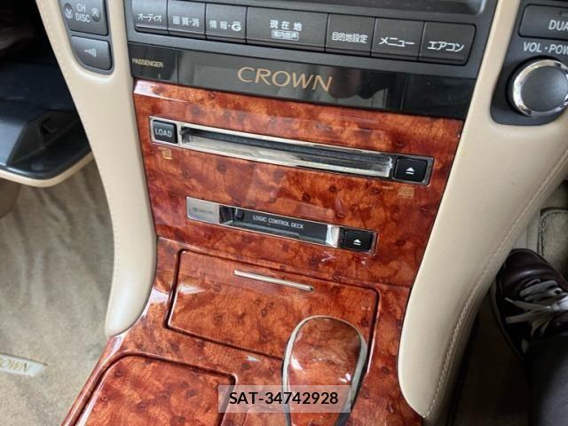 Toyota CROWN SEDAN 2004-07 7508430-11