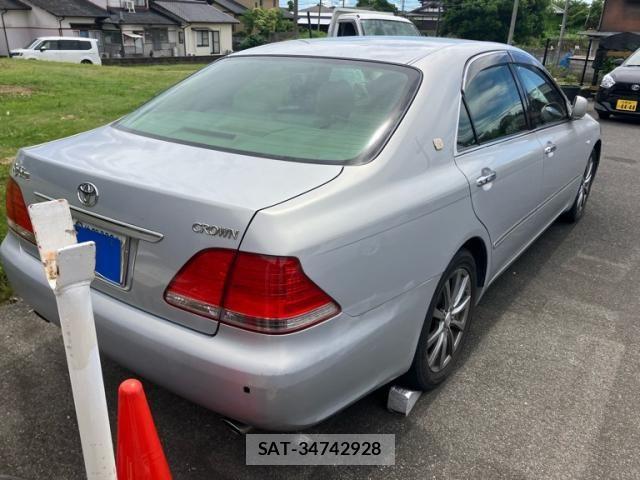 Toyota CROWN SEDAN 2004-07 7508430-2