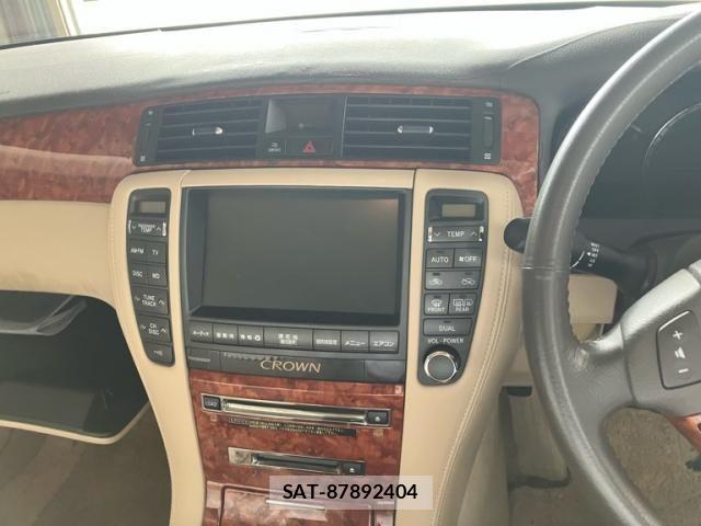Toyota CROWN SEDAN 2004-11 7508431-14