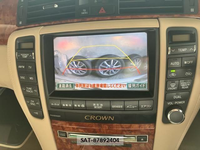 Toyota CROWN SEDAN 2004-11 7508431-16