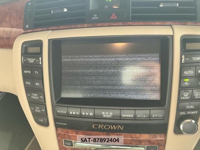 Toyota CROWN SEDAN 2004-11 7508431-17