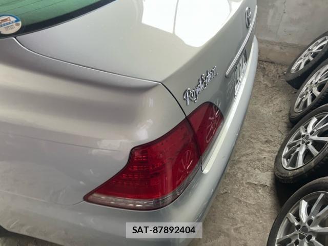 Toyota CROWN SEDAN 2004-11 7508431-3