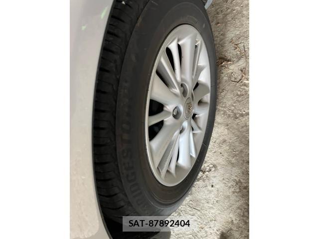 Toyota CROWN SEDAN 2004-11 7508431-5