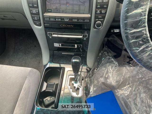 Toyota CROWN SEDAN 2004-03 7561978-17